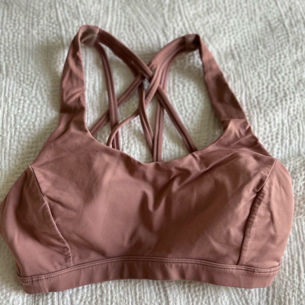 Lululemon sports bra